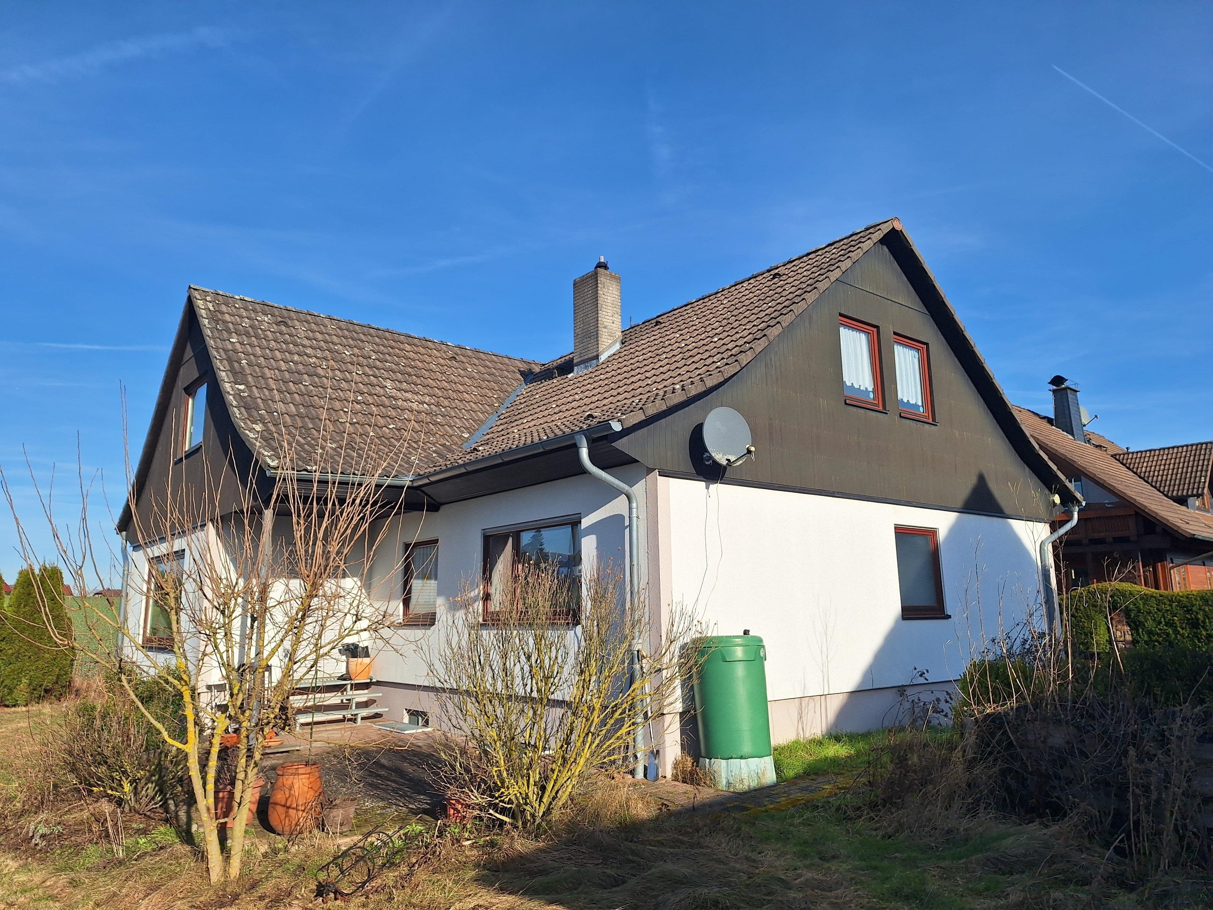 Einfamilienhaus zum Kauf 339.000 € 7 Zimmer 160 m²<br/>Wohnfläche 575 m²<br/>Grundstück ab sofort<br/>Verfügbarkeit Philippienenhof / Warteberg Kassel 34127