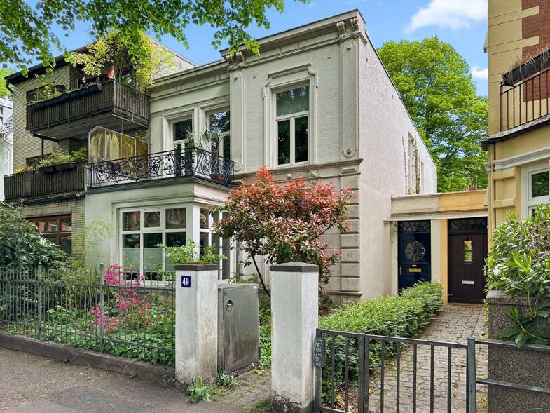 Stadthaus zum Kauf 1.750.000 € 6 Zimmer 193 m² 330 m² Grundstück Winterhude Hamburg 22299