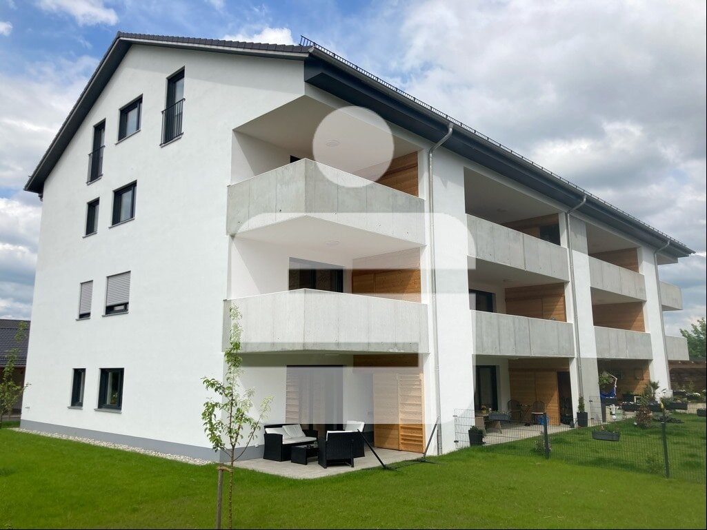 Wohnung zur Miete 600 € 2 Zimmer 67 m²<br/>Wohnfläche 1.<br/>Geschoss 01.12.2024<br/>Verfügbarkeit Neuhaus Neuhaus 94152