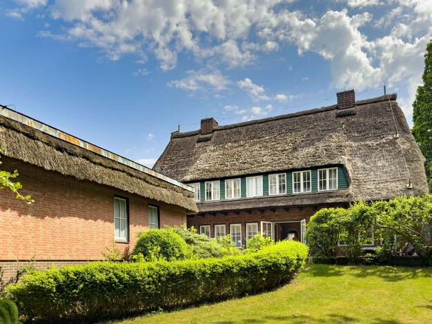 Einfamilienhaus zum Kauf 610.000 € 6,5 Zimmer 288 m² 2.222 m² Grundstück Hohenwestedt 24594