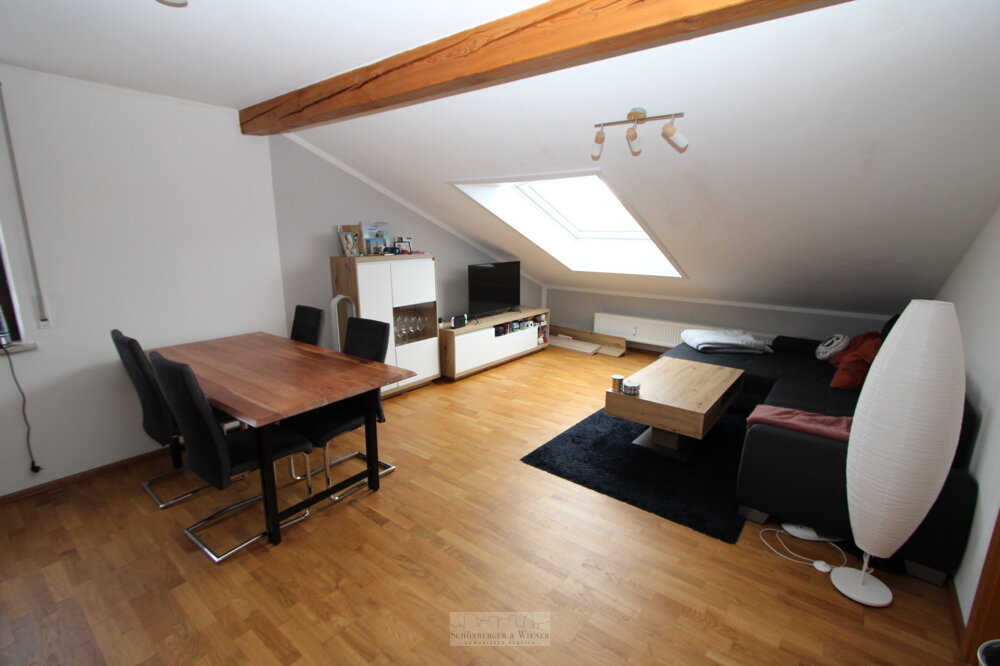 Wohnung zur Miete 450 € 2 Zimmer 65 m²<br/>Wohnfläche 1.<br/>Geschoss 01.02.2025<br/>Verfügbarkeit Edlhausen Laaber 93164