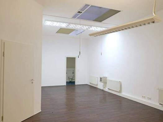 Bürofläche zur Miete 650 € 2 Zimmer 54 m² Bürofläche Innenstadt Fürth 90762