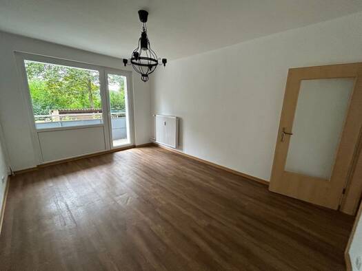 Wohnung zur Miete 330 € 3 Zimmer 58,9 m² EG frei ab 01.10.2026 Hans-Stubbe-Straße 20 Gatersleben Seeland 06466