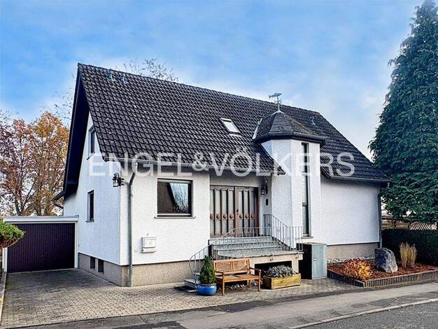 Einfamilienhaus zum Kauf 385.000 € 7 Zimmer 183 m² 520 m² Grundstück Niederhadamar Hadamar 65589