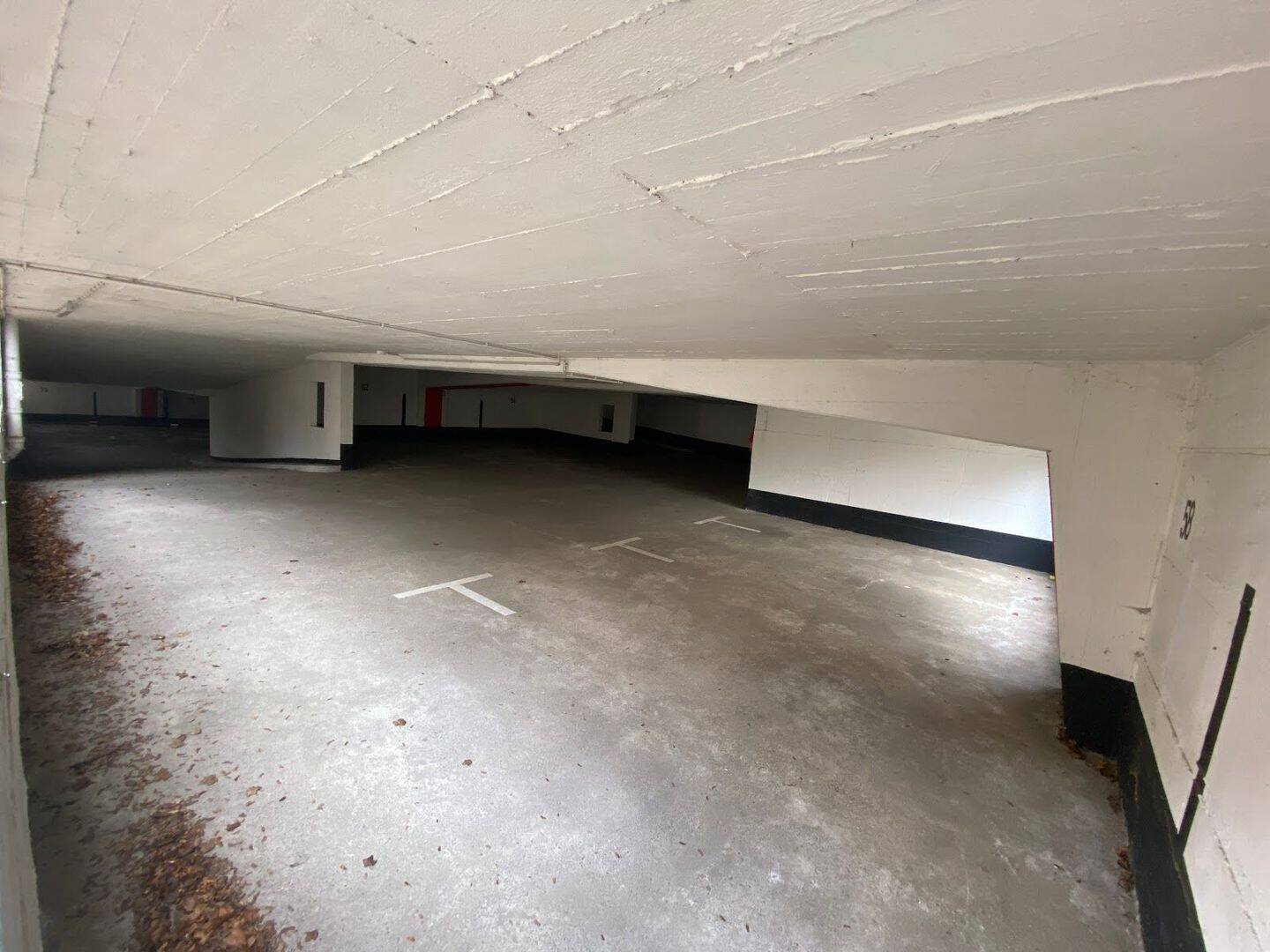 Parkhaus zur Miete - Ansicht 3