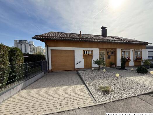 Einfamilienhaus zum Kauf 175.000 € 6 Zimmer 140 m² 634 m² Grundstück Dachelhofen Schwandorf 92421