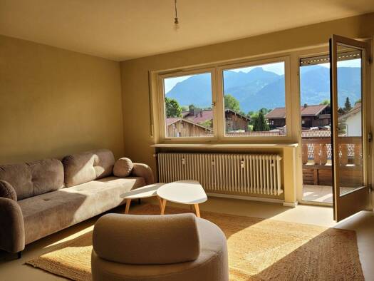 Wohnung zur Miete 1.090 € 1 Zimmer 70 m² Geschoss 2/3 frei ab sofort Grafing Grassau 83224