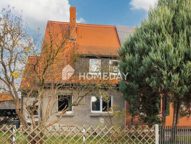 Doppelhaushälfte zum Kauf 115.000 € 6 Zimmer 100 m² 393 m² Grundstück Böhlen 04564