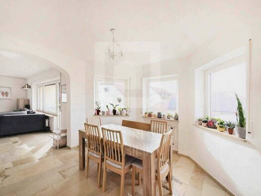 Wohnung zur Miete 1.150 € 3,5 Zimmer 115 m² 1. Geschoss frei ab 01.03.2026 Goethestrasse 19 Forth Eckental 90542