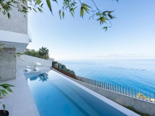 Haus zum Kauf 2.300.000 € 121 m² 235 m² Grundstück Arco da Calheta 9370