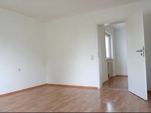Wohnung zur Miete 1.000 € 3 Zimmer 76 m² Geschoss 2/4 frei ab sofort Marbach Marbach am Neckar 71672