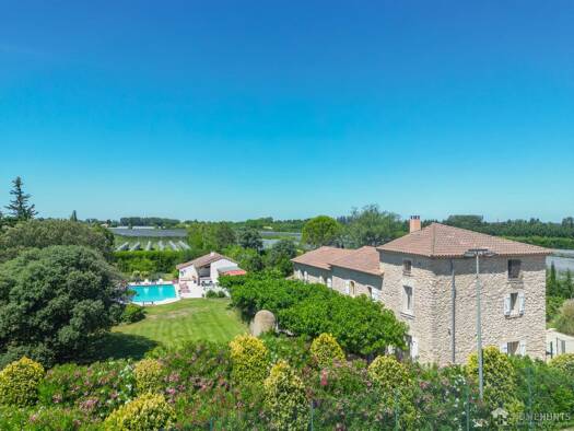 Einfamilienhaus zum Kauf 1.640.000 € 12 Zimmer 360 m² 24.350 m² Grundstück Basses Ferrailles-Jas Cavaillon 84300