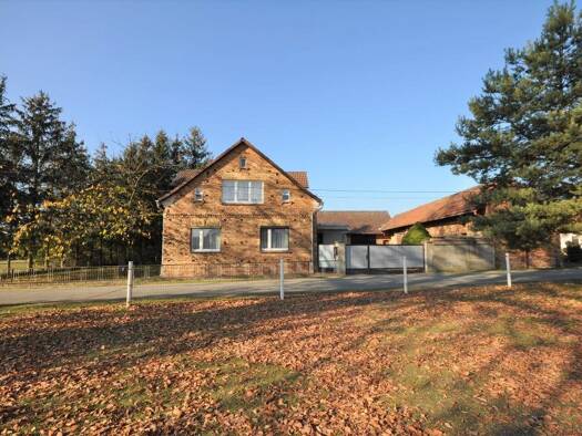 Bauernhaus zum Kauf 130.000 € 5,5 Zimmer 156 m² 3.360 m² Grundstück Schleife-Rohne Schleife 02959