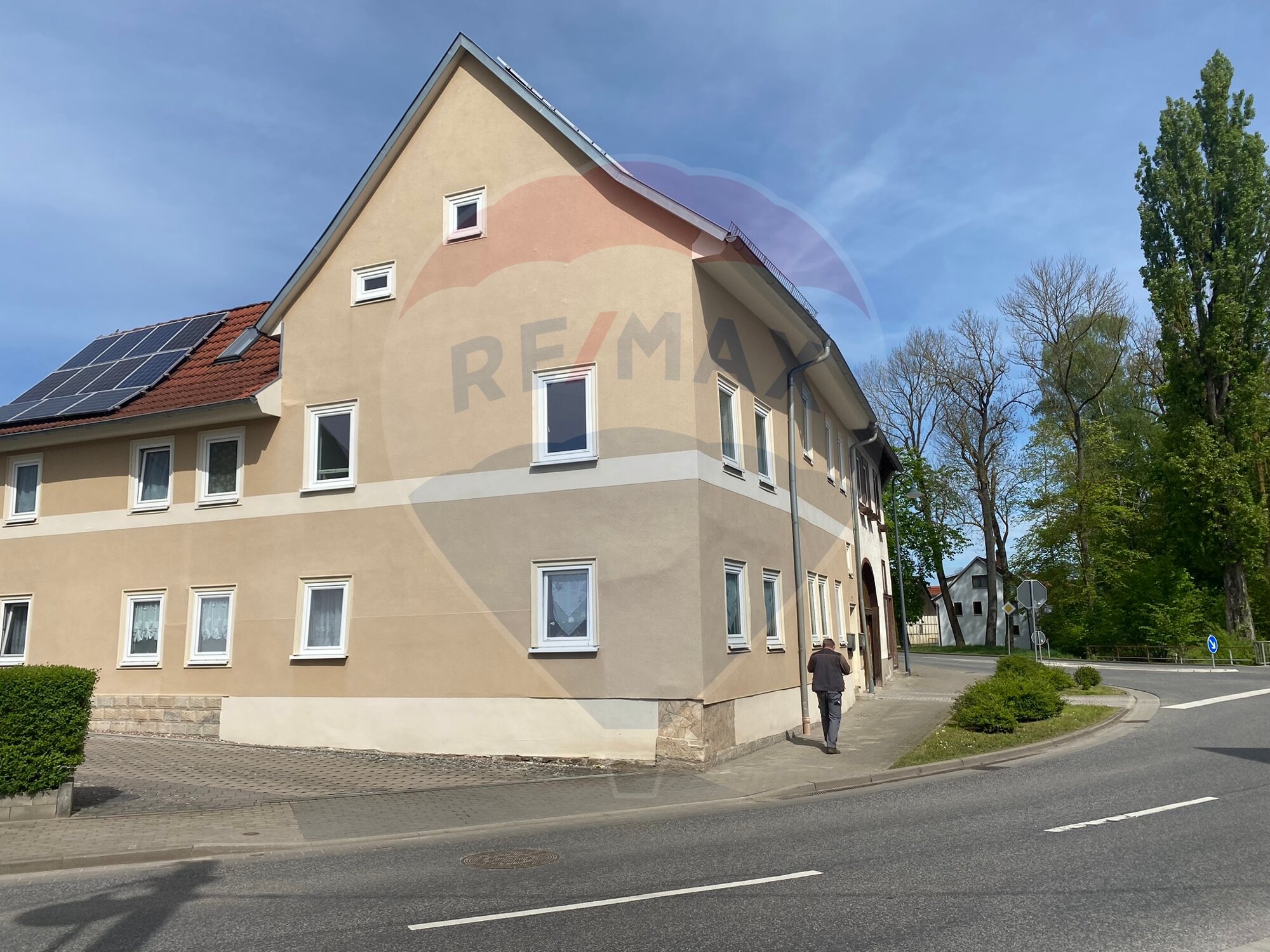 Mehrfamilienhaus zum Kauf provisionsfrei als Kapitalanlage geeignet 139.000 € 15 Zimmer 230 m²<br/>Wohnfläche 170 m²<br/>Grundstück Römhild Römhild 98630