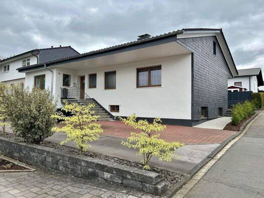 Wohnung zur Miete 1.100 € 4 Zimmer 120 m² frei ab 01.03.2026 Neu-Listernohl Attendorn 57439