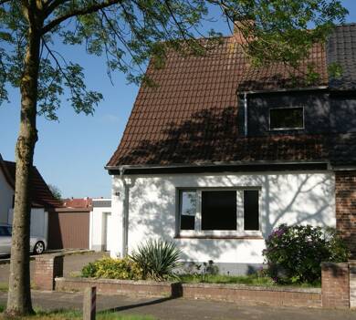 Haus zum Kauf provisionsfrei 168.000 € 5 Zimmer 93,3 m² 450 m² Grundstück frei ab sofort Rosenstraße 40 Wahlbezirk 406 Nordhorn 48527