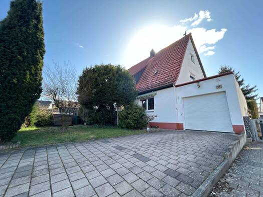 Doppelhaushälfte zum Kauf 550.000 € 6 Zimmer 144 m² 587 m² Grundstück Nürnberg 90575