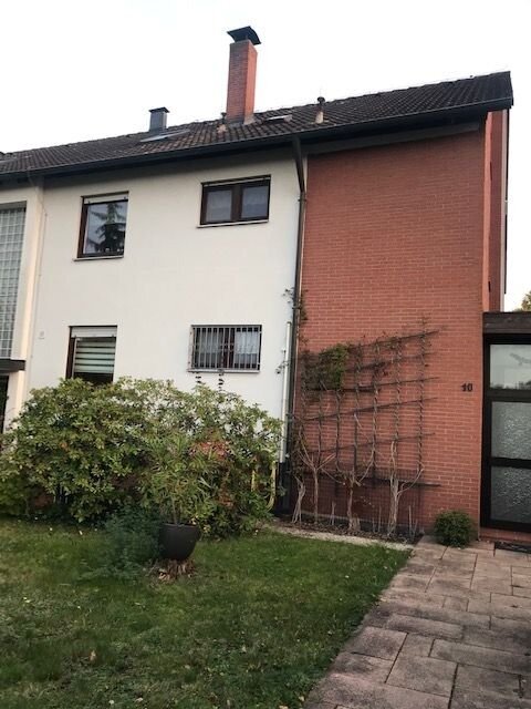 Mehrfamilienhaus zum Kauf 719.000 € 7 Zimmer 178 m²<br/>Wohnfläche 698 m²<br/>Grundstück Katzwang / Reichelsdorf Ost / Reichelsdorfer Kelle Nürnberg 90453