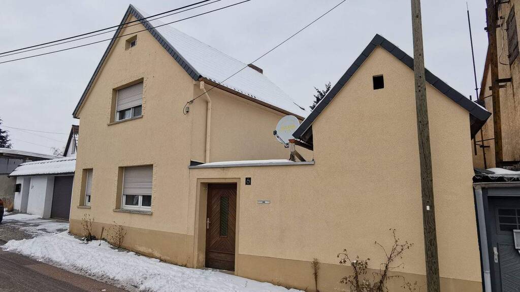 Einfamilienhaus zum Kauf provisionsfrei 39.500 € 4 Zimmer 74 m² 153 m² Grundstück frei ab sofort Bergstraße 6 Alsleben 06425