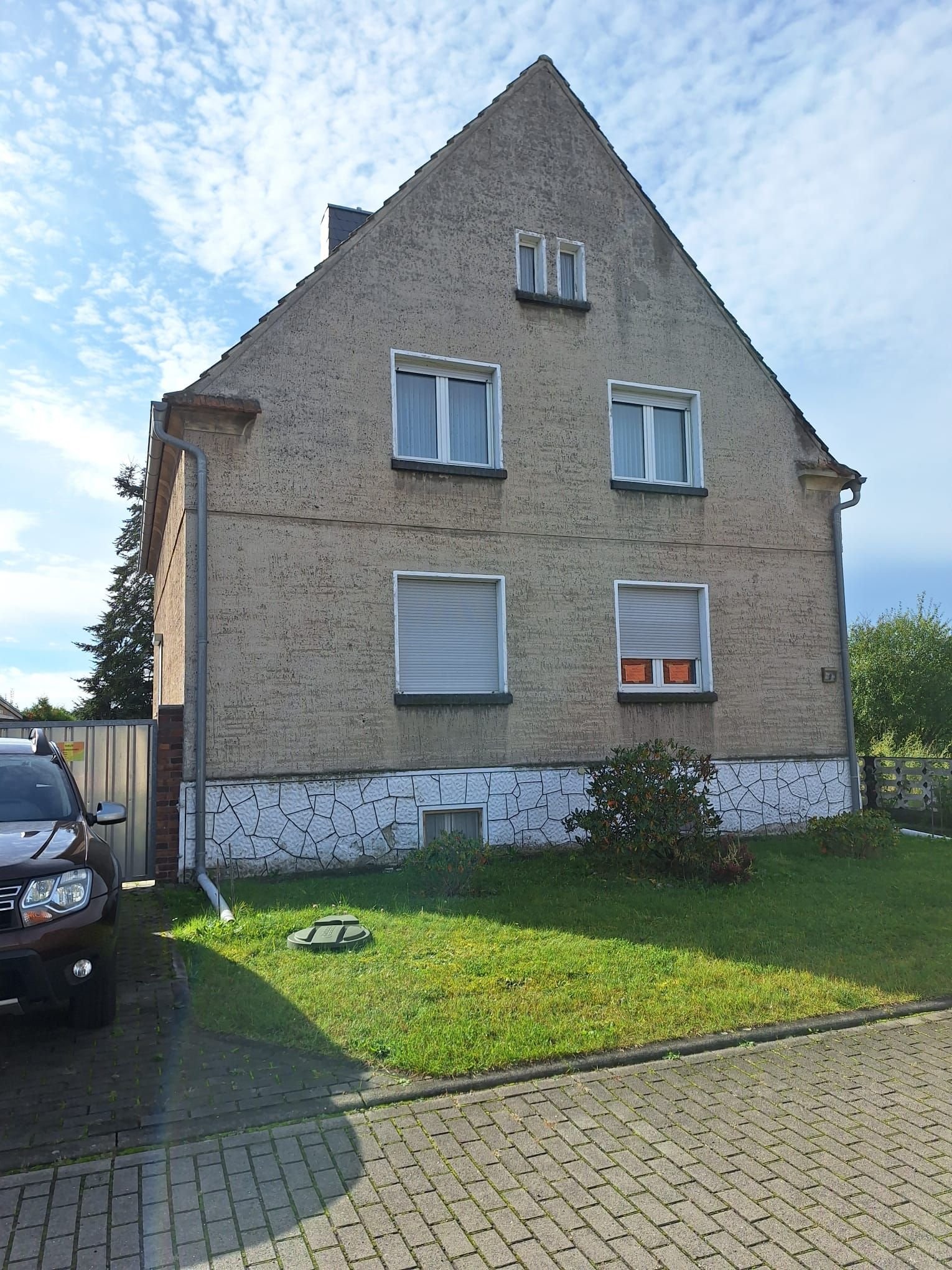 Einfamilienhaus zum Kauf provisionsfrei 119.000 € 5 Zimmer 276 m²<br/>Wohnfläche 848 m²<br/>Grundstück Oranienbaumer Weg 2 Sollnitz Dessau-Roßlau 06842