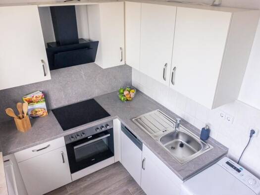 Wohnung zur Miete 450 € 2 Zimmer 64,8 m² 7. Geschoss Rosenhof 7 Zentrum Chemnitz 09111