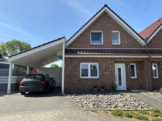 Doppelhaushälfte zur Miete 1.150 € 4 Zimmer 122 m² 406 m² Grundstück frei ab 01.01.2026 Brögbern Lingen (Ems) 49811