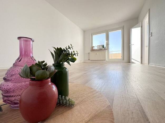 Wohnung zur Miete 251 € 1 Zimmer 35,9 m² 4. Geschoss frei ab sofort Johannes-Göderitz-Straße 69 Gneisenauring Magdeburg 39130