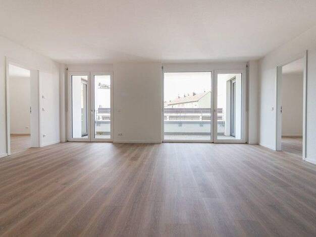 Wohnung zur Miete - Erstbezug 1.397 € 3 Zimmer 87,3 m² 1. Geschoss frei ab 01.11.2025 Von-Hünefeld-Straße 20+22 Stadtmitte Neu-Ulm 89231