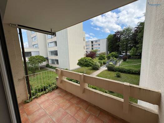 Wohnung zum Kauf 299.000 € 3,5 Zimmer 79,7 m² 1. Geschoss Fellbach Fellbach 70736
