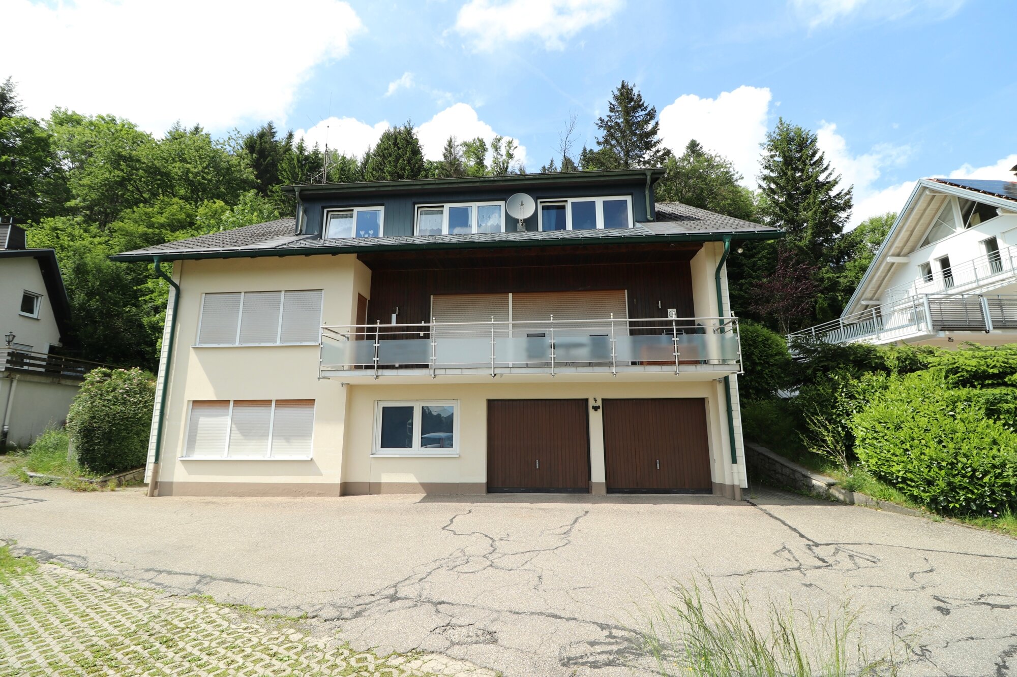 Mehrfamilienhaus zum Kauf 530.000 € 9 Zimmer 270 m²<br/>Wohnfläche 1.172 m²<br/>Grundstück Rudolf-Jordan-Weg 4 Vordertodtmoos Todtmoos 79682