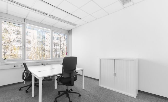 Bürofläche zur Miete provisionsfrei 189 € 30 m²<br/>Bürofläche von 10 m² bis 30 m²<br/>Teilbarkeit Steiermaerker Straße 3-5 Bahnhof Feuerbach Stuttgart 70469