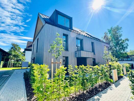 Haus zur Miete 3.800 € 6 Zimmer 151 m² 123 m² Grundstück frei ab sofort Allach-Untermenzing München 80997