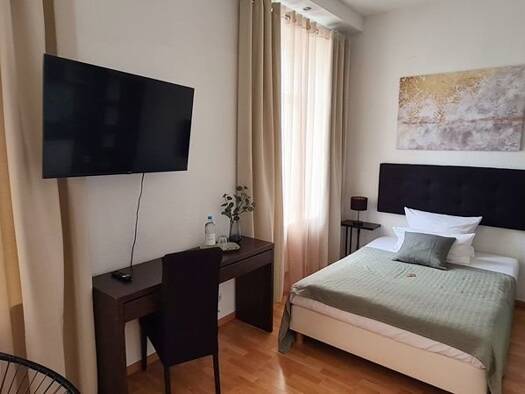 Wohnung zur Miete 850 € 1 Zimmer 25 m² 4 Geschosse frei ab sofort Eiserne Hand 27 Nordend-West Frankfurt am Main 60318