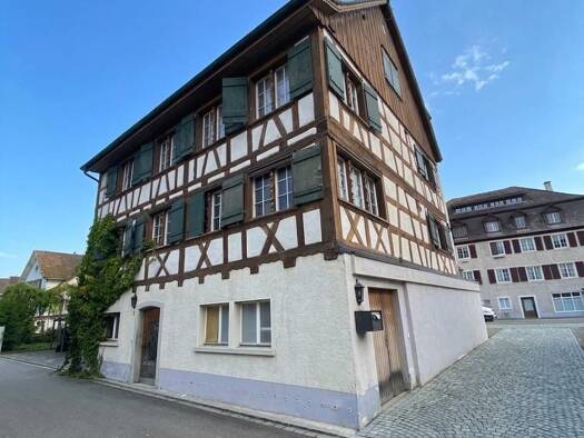 Einfamilienhaus zum Kauf 8 Zimmer 311 m² 129 m² Grundstück frei ab sofort Gottlieben 8274