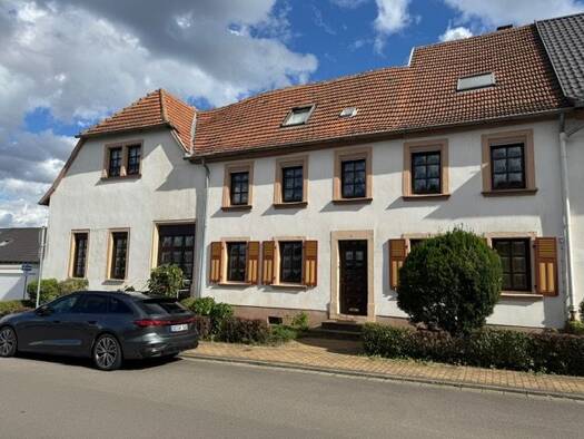 Doppelhaushälfte zum Kauf 495.000 € 9,5 Zimmer 200 m² 1.000 m² Grundstück Neuweiler Sulzbach/Saar 66280
