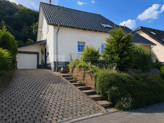 Doppelhaushälfte zum Kauf 435.000 € 5 Zimmer 145 m² 683 m² Grundstück Niederbreisig Bad Breisig 53498