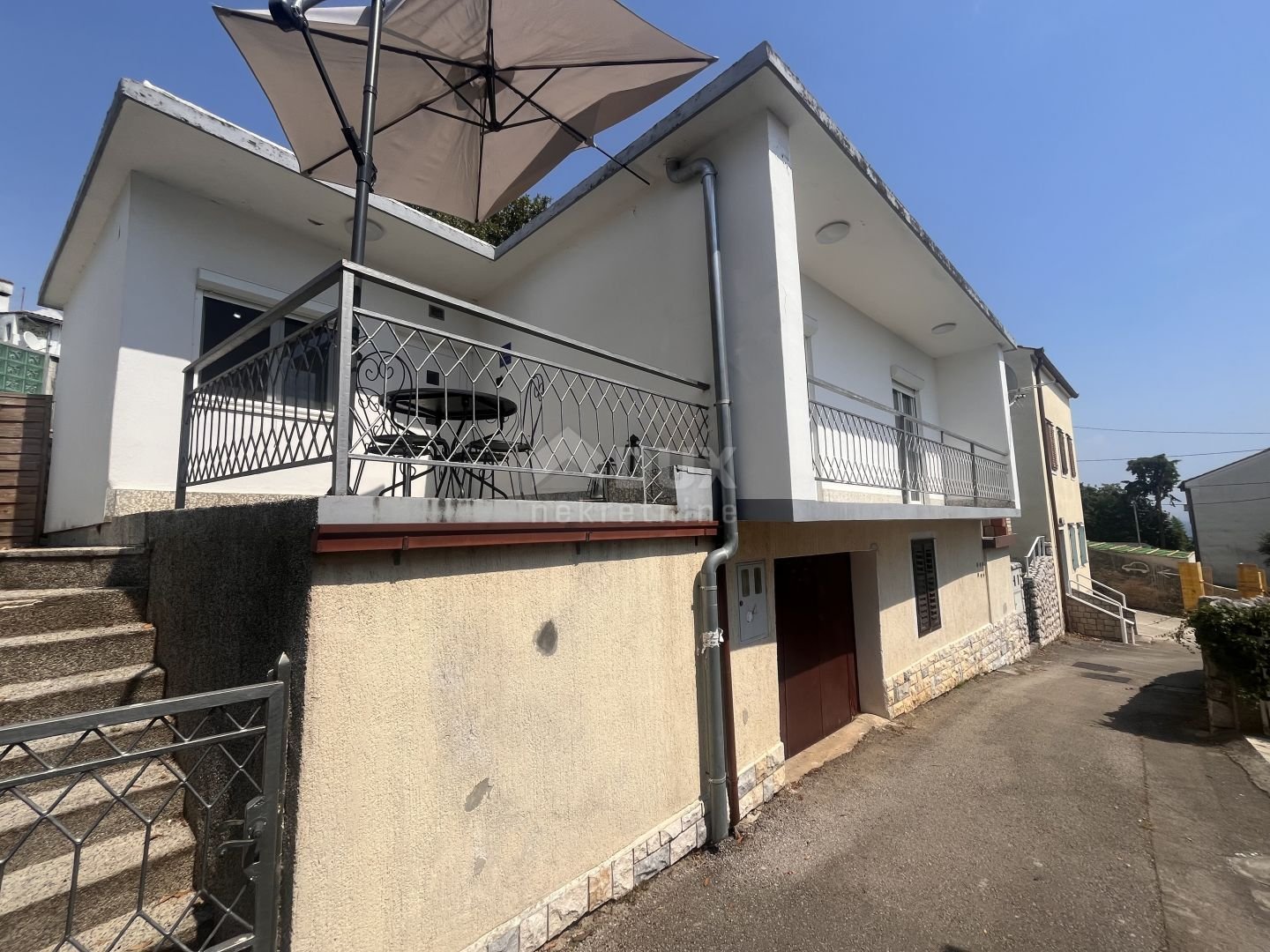 Haus zum Kauf 350.000 € 8 Zimmer 185 m²<br/>Wohnfläche 600 m²<br/>Grundstück Crikvenica center 51260