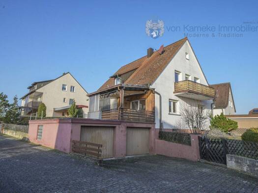 Mehrfamilienhaus zum Kauf 249.000 € 5 Zimmer 127,9 m² 817 m² Grundstück frei ab sofort Münchaurach Aurachtal 91086