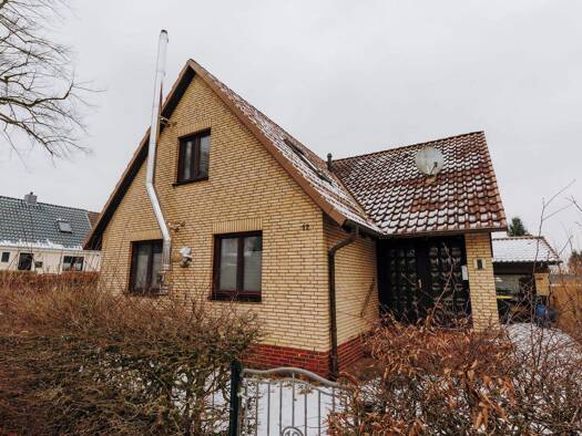 Einfamilienhaus zum Kauf 394.000 € 3 Zimmer 113 m² 500 m² Grundstück Bad Oldesloe 23843