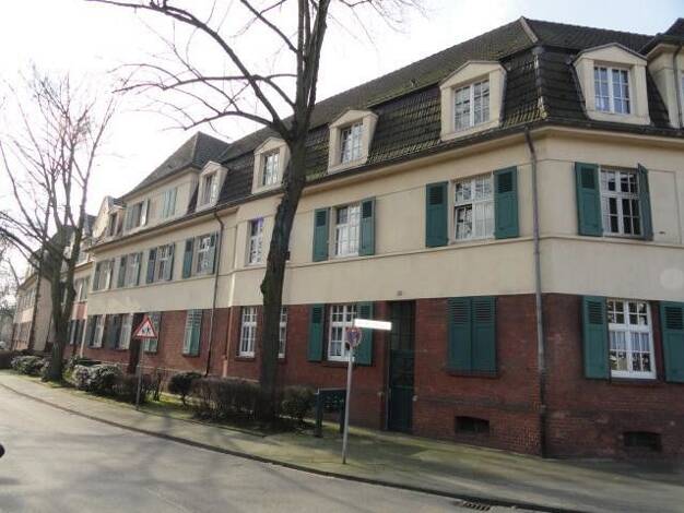 Wohnung zur Miete 389 € 2 Zimmer 51,9 m² frei ab 21.11.2026 Ungelsheimer Str. 62 Hüttenheim Duisburg-Süd 47259