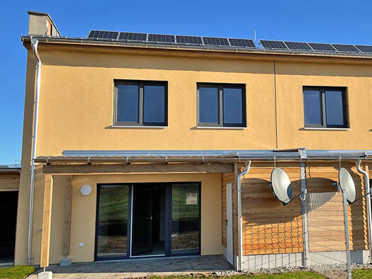 Reihenmittelhaus zur Miete 903 € 109,3 m² Siedlung 38 Kühnring 3730