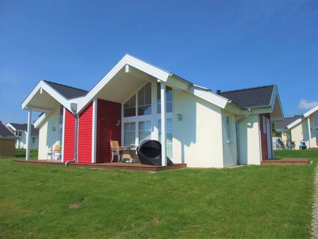 Ferienhaus zum Kauf als Kapitalanlage geeignet 349.000 € 3 Zimmer 70 m² 750 m² Grundstück Sierksdorf Sierksdorf 23730