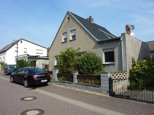 Einfamilienhaus zum Kauf 129.000 € 4 Zimmer 89 m²<br/>Wohnfläche 843 m²<br/>Grundstück ab sofort<br/>Verfügbarkeit Langendorf Weißenfels 06667