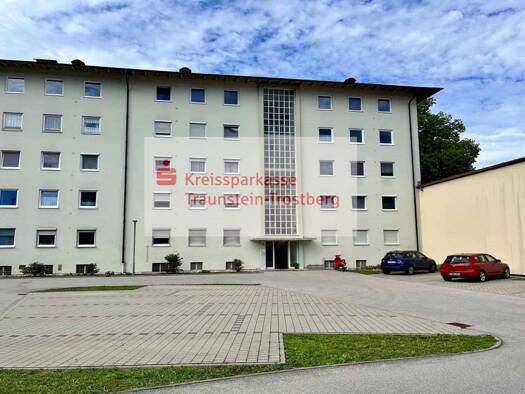 Wohnung zum Kauf 180.000 € 3 Zimmer 64 m² Trostberg 83308