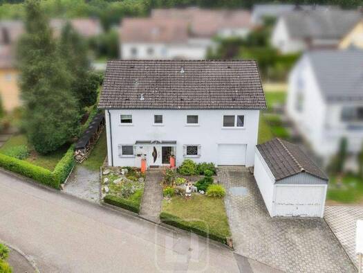 Einfamilienhaus zum Kauf 624.000 € 6 Zimmer 205,6 m² 676 m² Grundstück Wiernsheim 75446