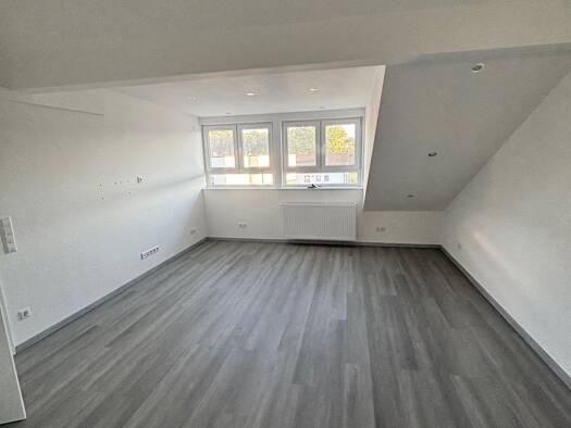 Wohnung zur Miete 650 € 2 Zimmer 45 m² Geschoss 2/2 frei ab 01.11.2026 Singen Remchingen 75196