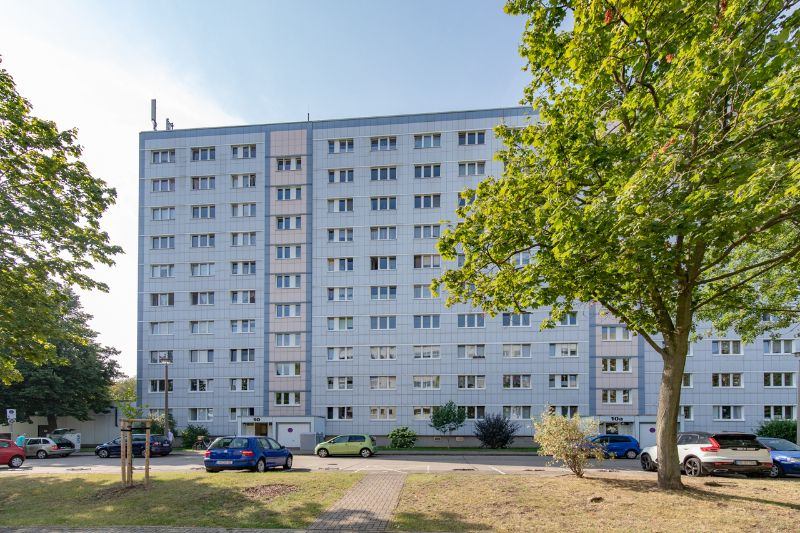 Wohnung zur Miete 329 € 2 Zimmer 49,1 m²<br/>Wohnfläche 10.<br/>Geschoss ab sofort<br/>Verfügbarkeit Bertolt-Brecht-Straße 10c Schilfbreite Magdeburg, 10. Etage links Mitte 39120