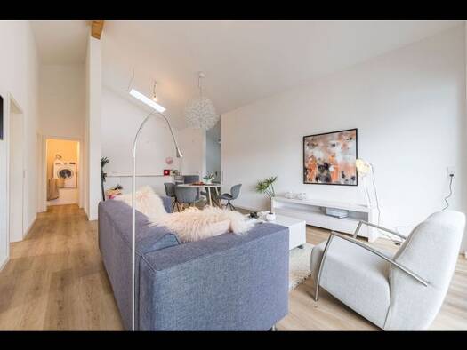 Wohnung zur Miete 1.585 € 4,5 Zimmer 92 m² Geschoss 2/3 frei ab 01.09.2026 Schaffhauser Straße 57 Tiengen Waldshut-Tiengen 79761
