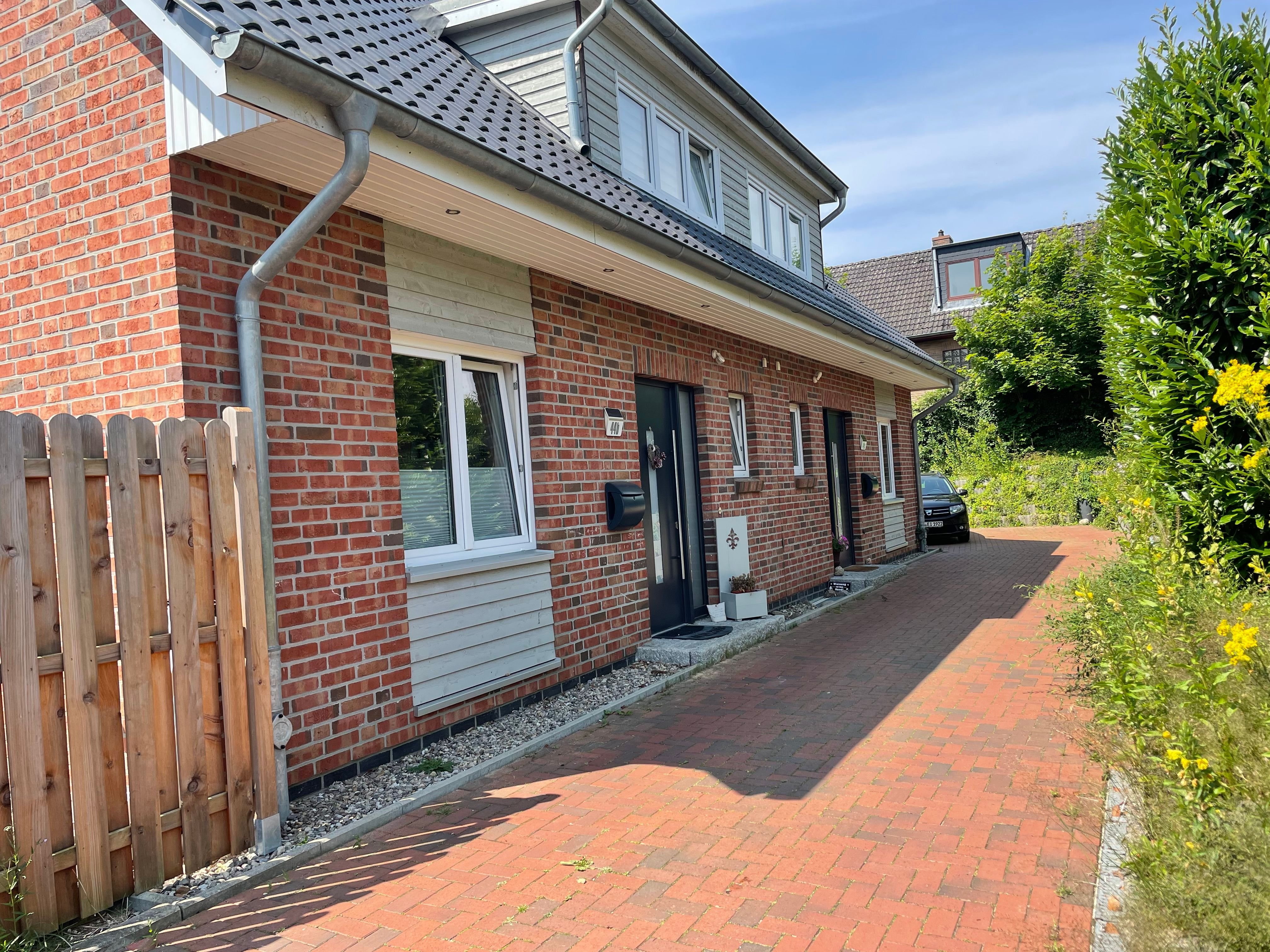 Mehrfamilienhaus zum Kauf provisionsfrei als Kapitalanlage geeignet 1.100.000 € 10 Zimmer 260 m²<br/>Wohnfläche 750 m²<br/>Grundstück Trittau 22946