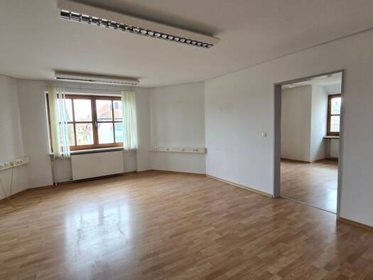 Büro zur Miete provisionsfrei 1.650 € 162,5 m² Bürofläche Regensburg 93049